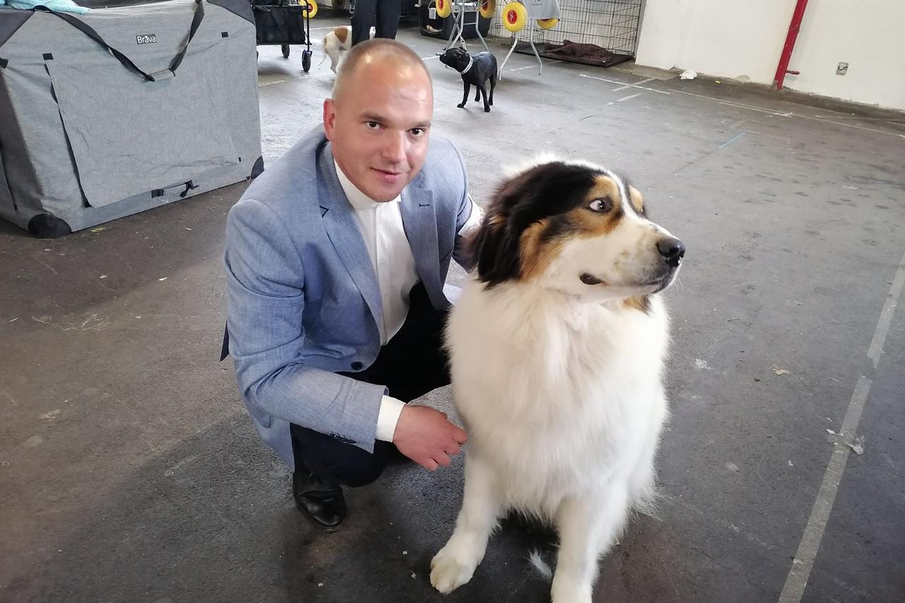 Tko pjeva zlo ne misli