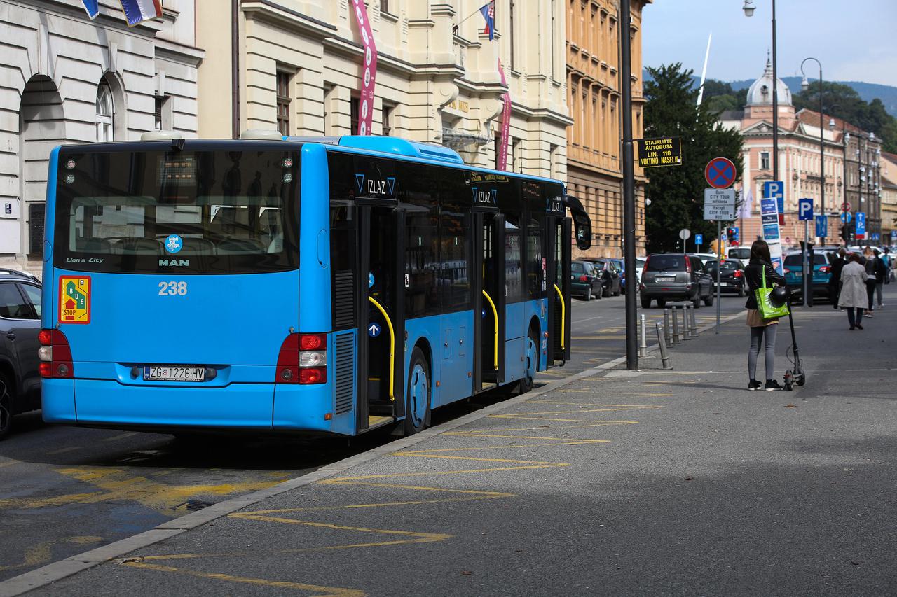 Zagreb: Autobus na liniji 118