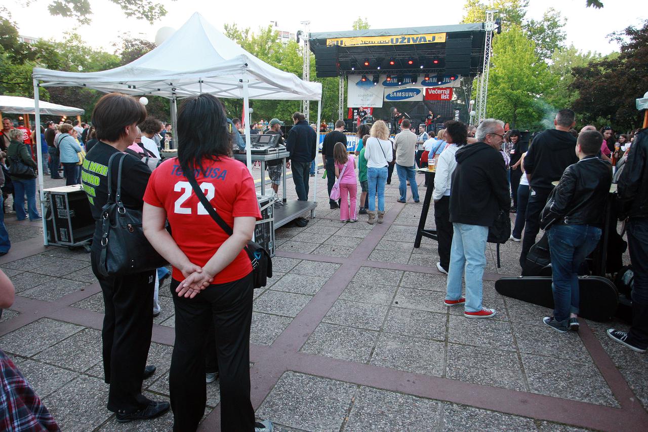Zagreb: Na Danima Zapru?a posjetitelji osim u glazbi mogu uživati u hrani i luna parku