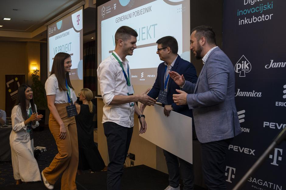 Prošlogodišnji pobjednici Digitalnog inovacijskog inkubatora powered by Hrvatski Telekom