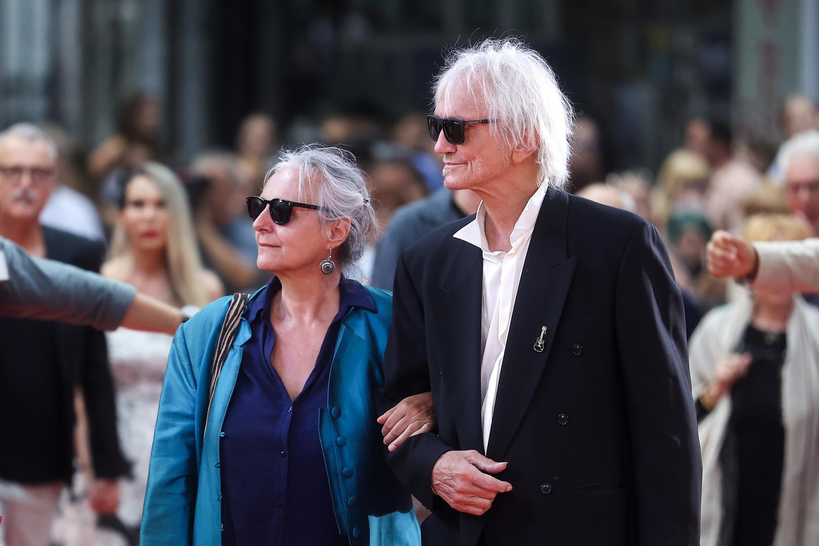 Njihov zajednički život obilježen je i snažnim interesom za ekologiju, održivi način života i umjetnost.