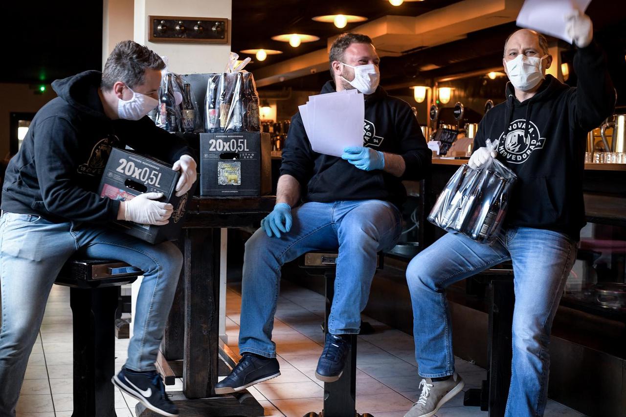 Zagreb: Pivovara Medvedgrad naručenu pivu putem web aplikacije dostavljaju na kućnu adresu