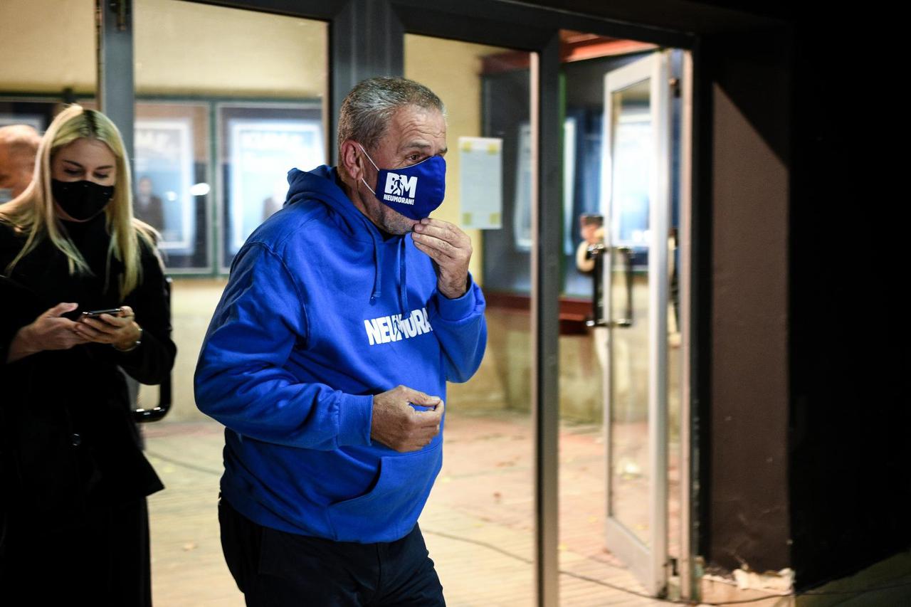 Zagreb: Gradonačelnik Bandić stigao na premijeru Kumeka