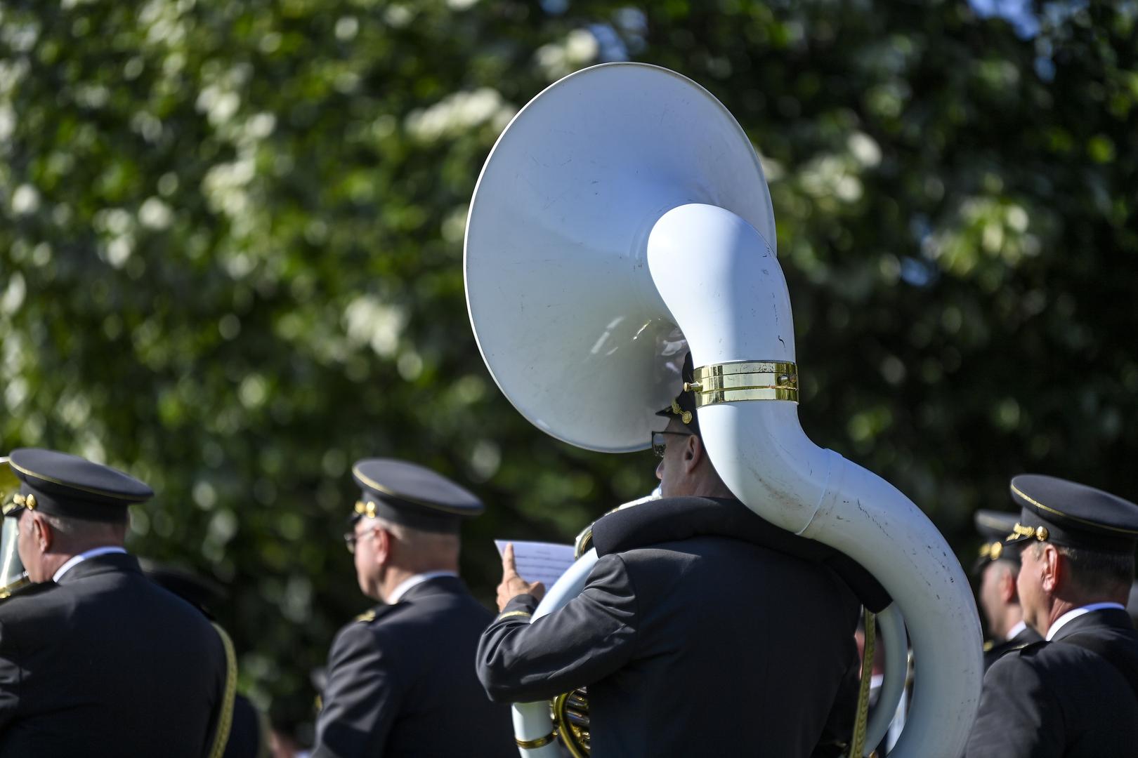 Osim razgledavanja, posjetitelji su u vozila mogli i ući, za najmlađe je bio organiziran i vojni poligon, kao i iskustvo letenja u avionima i helikopterima HRZ-a kroz VR naočale, a mogli su iz prve ruke dobiti i informacije o ostvarivanju karijere u Hrvatskoj vojsci, kao i o dobrovoljnom vojnom osposobljavanju. 