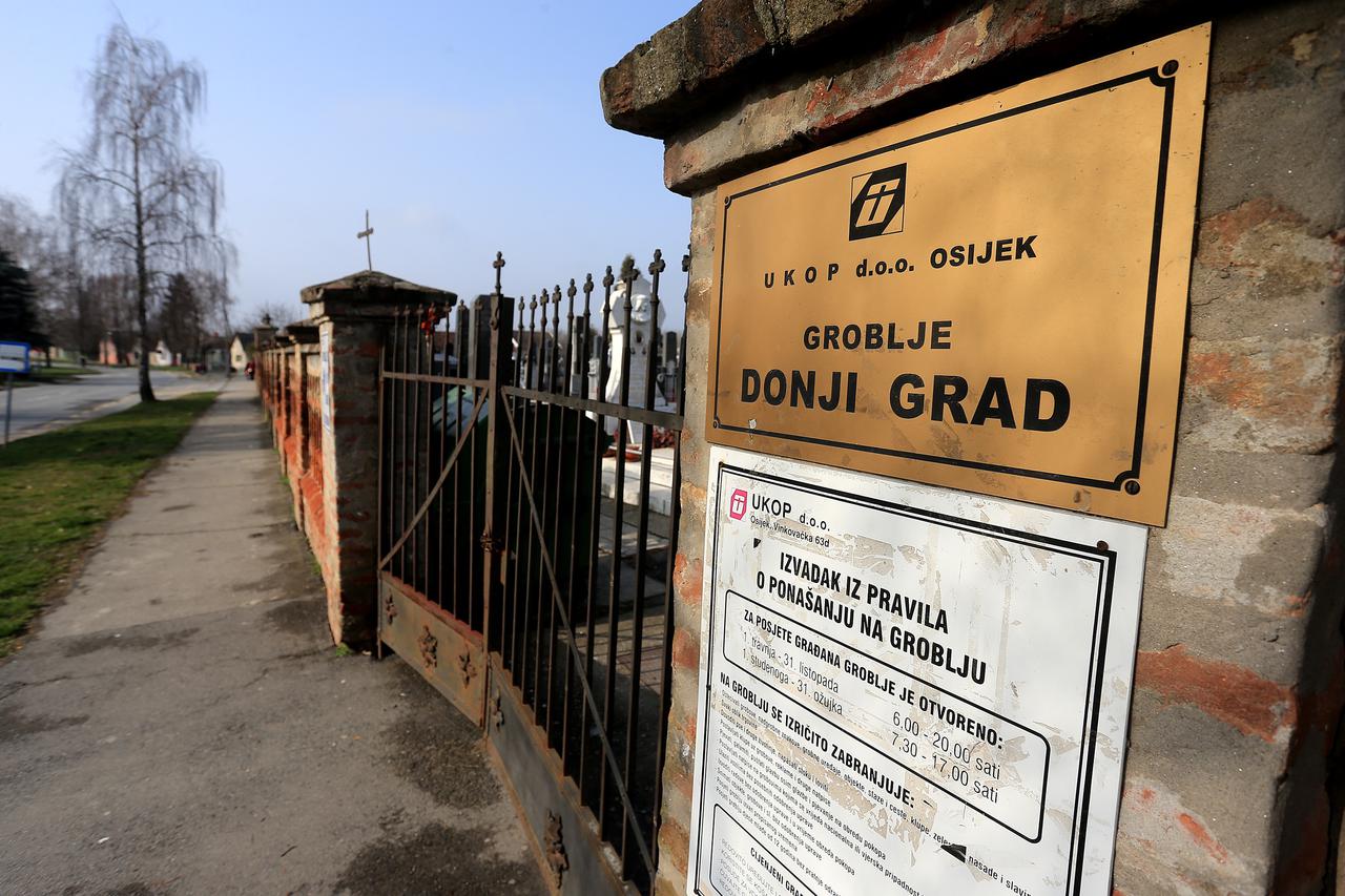 17.02.2016., Osijek - Gradsko groblje Donji grad.  Photo: Davor Javorovic/PIXSELL