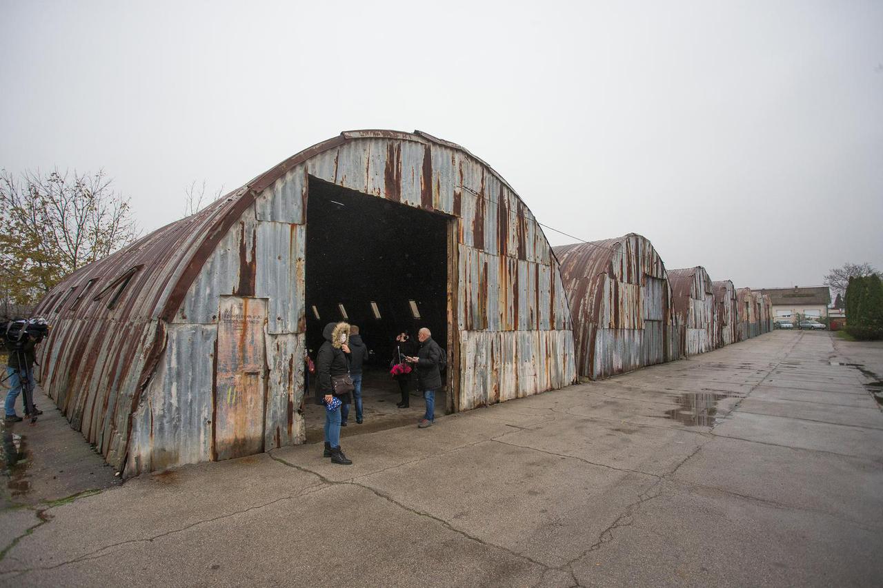 Vukovar: Odana počast ubijenima u logoru "Velepromet"