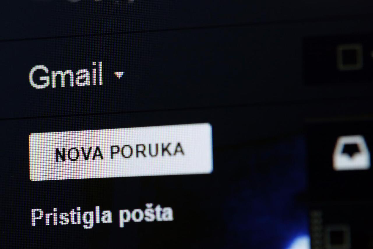 Elektroni?ka pošta, E-mail