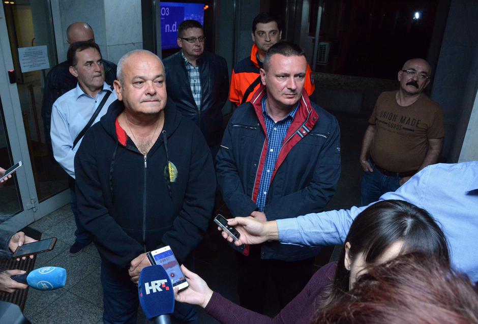 Održan hitni sastanak Stožera civilne zaštite nakon eksplozije u rafineriji u Bosanskom Brodu
