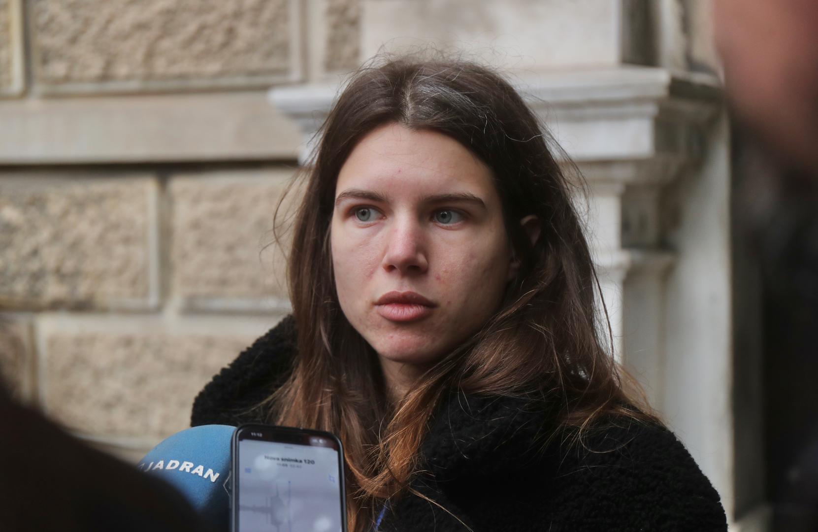 Zahtijevaju javno obrazloženje odluke Žalbenog stegovnog povjerenstva, kao i promjenu Stegovnog pravilnika i postupka na razini Sveučilišta. 