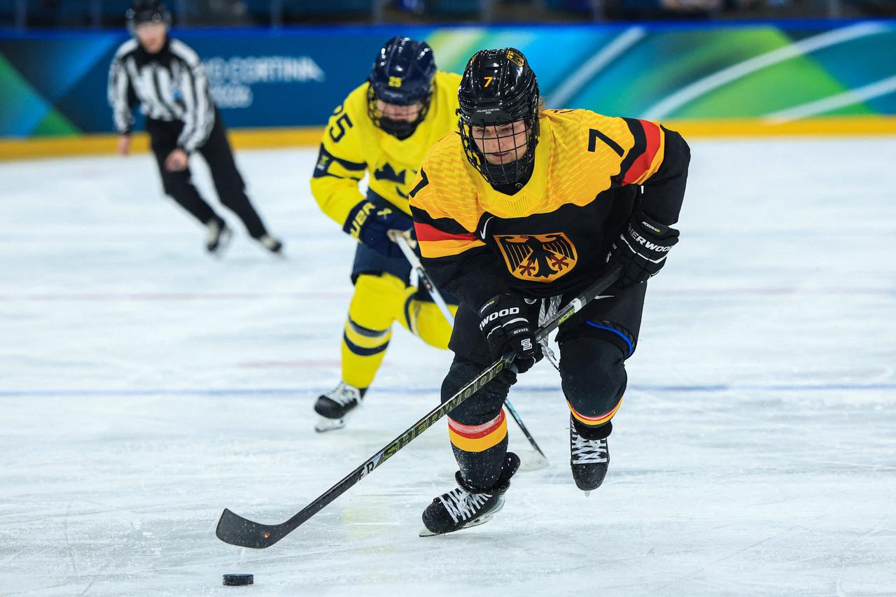 Ice Hockey - Women's Preliminary Round - Group B - Sweden vs Germany