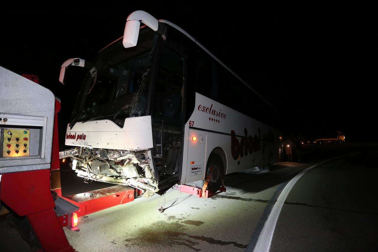 Brestova: Dvije osobe poginule u teškoj prometnoj nesreći na DC66