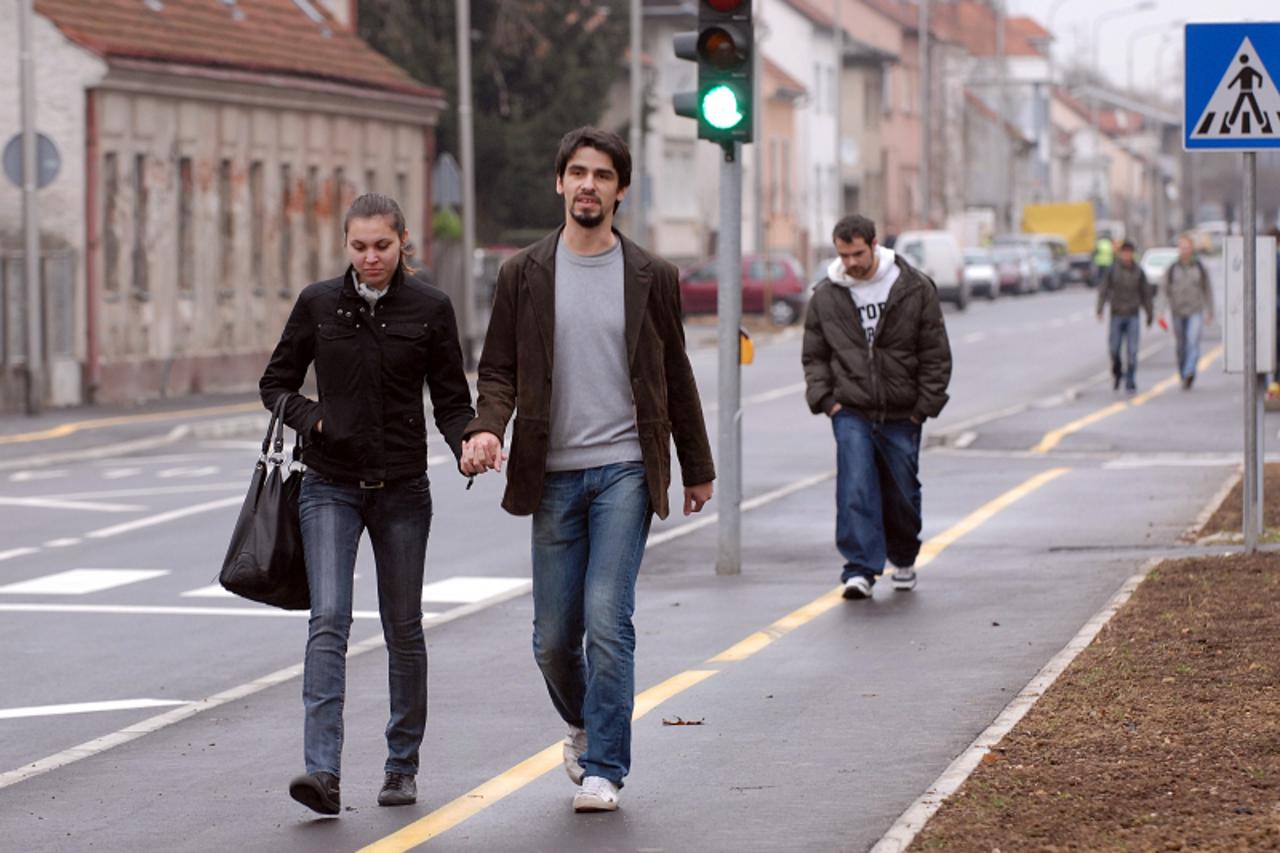 '17.11.2010. Ulica Petra Kresimira IV., Varazdin, Gradonacelnik Ivan Cehok i Varazdinski zupan Predrag Stromar otvorili novo uredjenu ulicu Petra Kresimira IV. Photo: Marko Jurinec/PIXSELL'