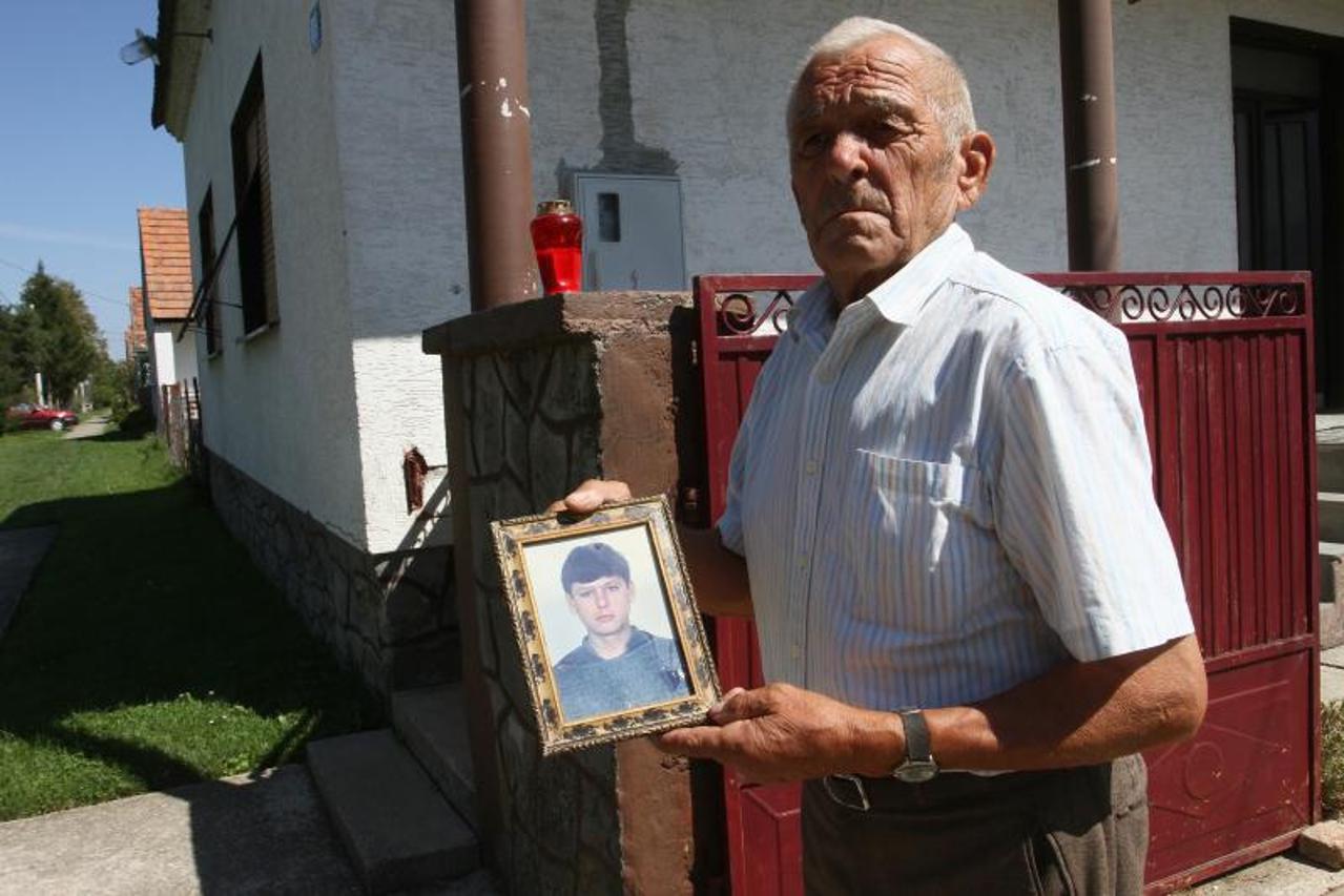 Ubojstvo kod Donjeg Miholjca