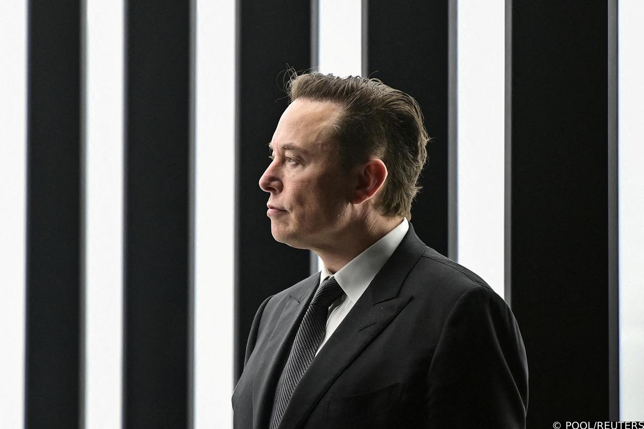 Tesla hands over first cars produced at new plant in Gruenheide