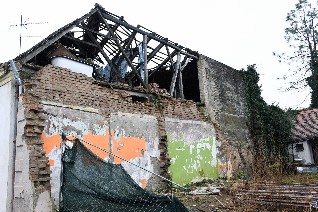 Sisak: Još su vidljivi tragovi potresa od 2020. godine