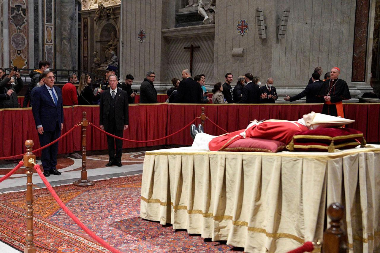 Former Pope Benedict lies in state in St Peter's Basilica, Vatican